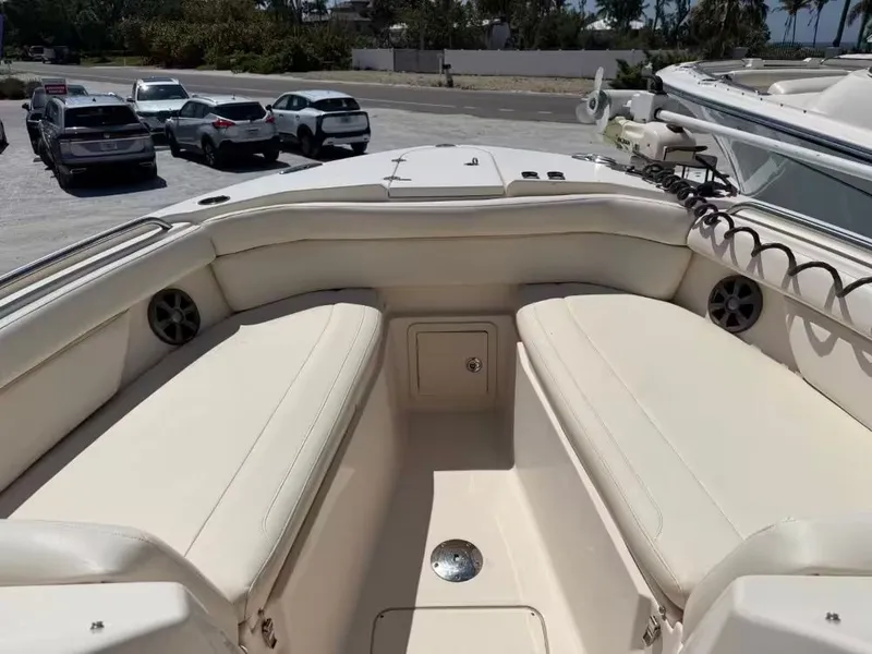 Slide: The Image of Grady-White Freedom 285 2019 - 25