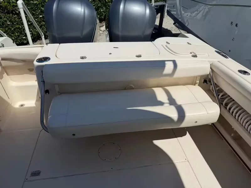 Slide: The Image of Grady-White Freedom 285 2019 - 9