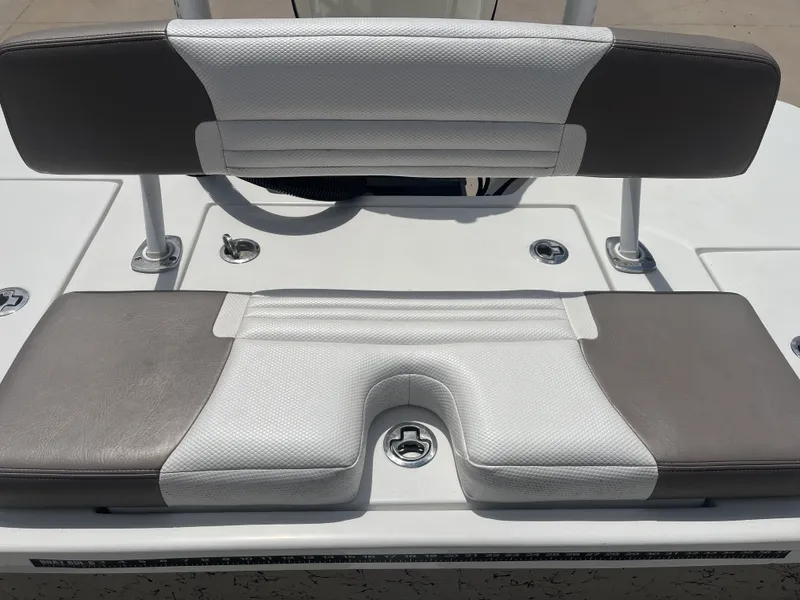 Slide: The Image of Blazer 2200 GTS 2017 - 19