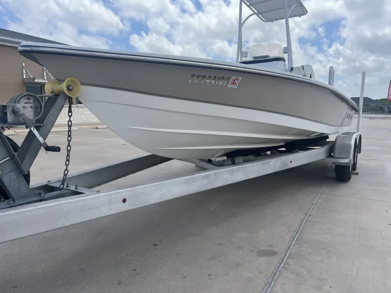 Slide: The Image of Blazer 2200 GTS 2017 - 3