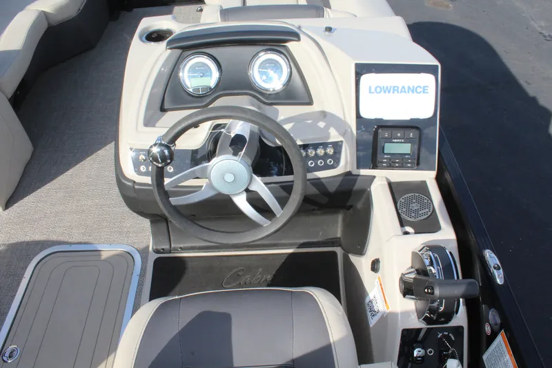 Slide: The Image of Barletta Cabrio 22UC 2023 - 10