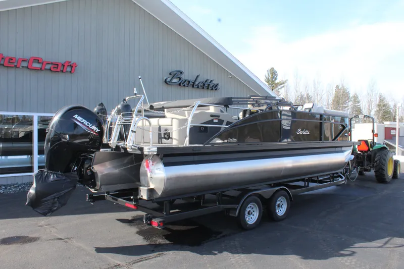 Slide: The Image of Barletta Cabrio 22UC 2023 - 5