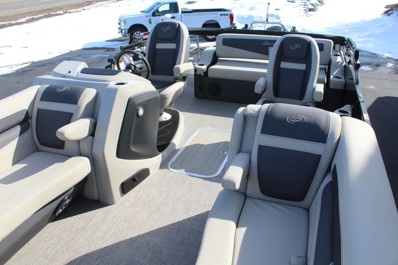 Slide: The Image of Barletta Cabrio 22UC 2023 - 7