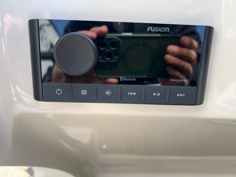 Slide: The Image of Manitou 23 Oasis VPII 2022 - 26