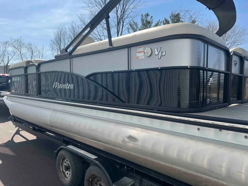 Slide: The Image of Manitou 23 Oasis VPII 2022 - 35