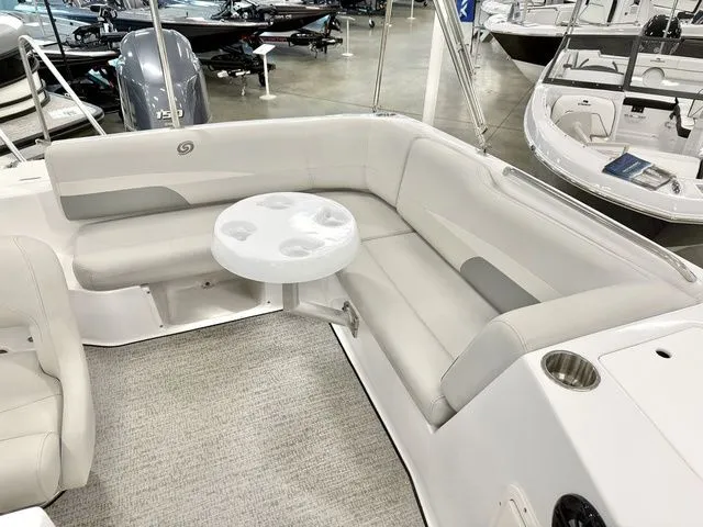 Slide: The Image of Hurricane SunDeck Sport 188 OB 2022 - 8