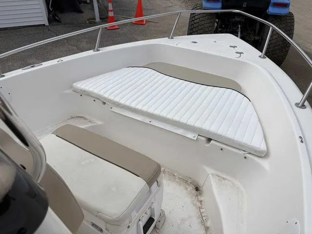 Slide: The Image of Key West 186 Center Console 2014 - 5