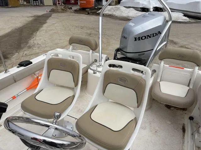 Slide: The Image of Key West 186 Center Console 2014 - 9