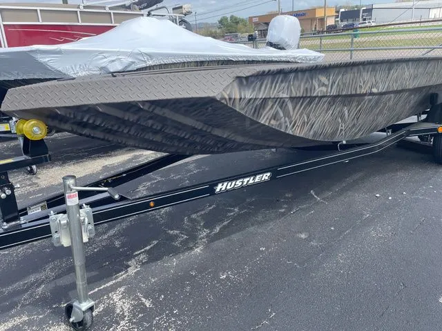 Slide: The Image of Alweld 1652 Invader 2026 - 8