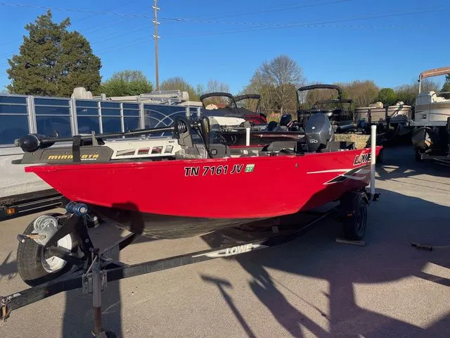 Slide: The Image of Lowe Fishing Machine® FM165 Pro SC 2012 - 2