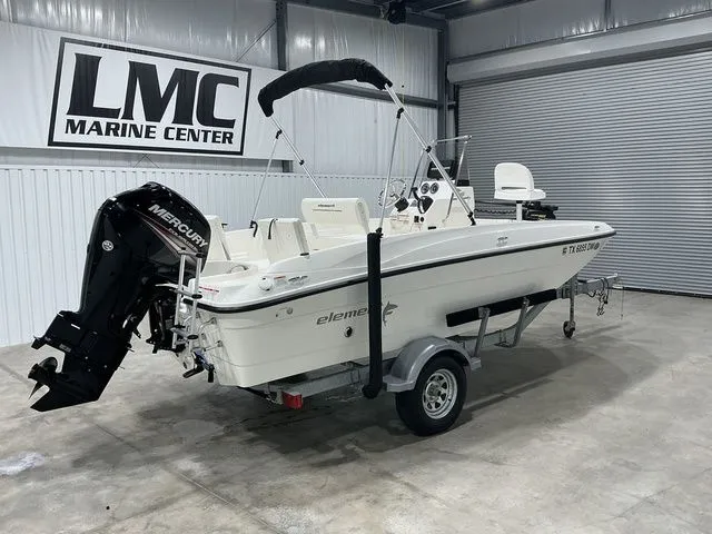 Slide: The Image of Bayliner Element F18 2016 - 19