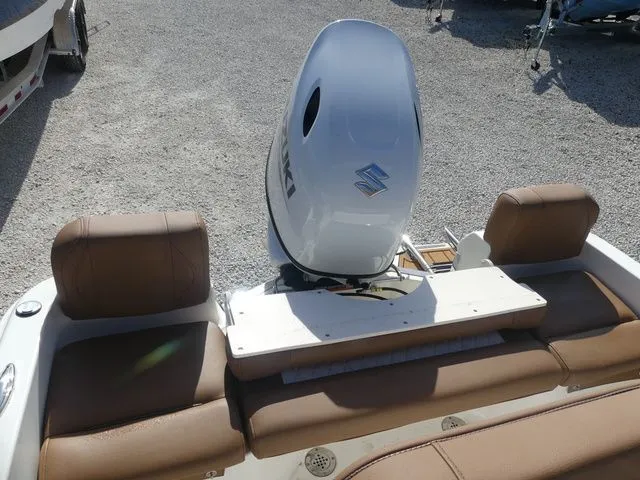 Slide: The Image of Pioneer 180 Islander 2026 - 5