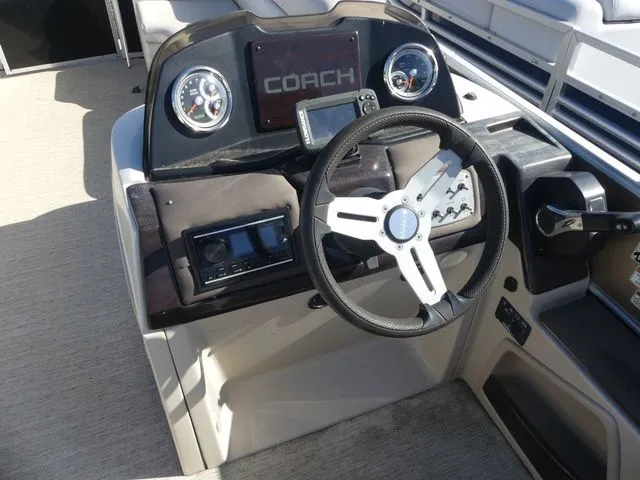 Slide: The Image of Coach Pontoons 243 RFC 2022 - 9