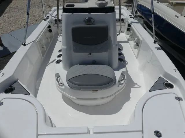 Slide: The Image of NauticStar 194 Bay 2024 - 12