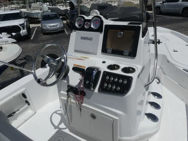 Slide: The Image of NauticStar 194 Bay 2024 - 8