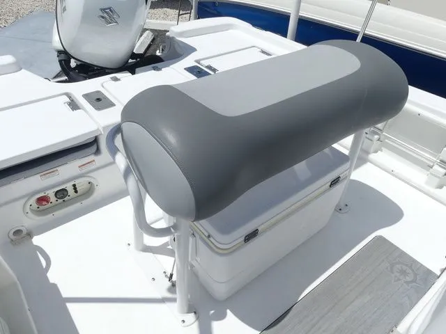 Slide: The Image of NauticStar 194 Bay 2024 - 9