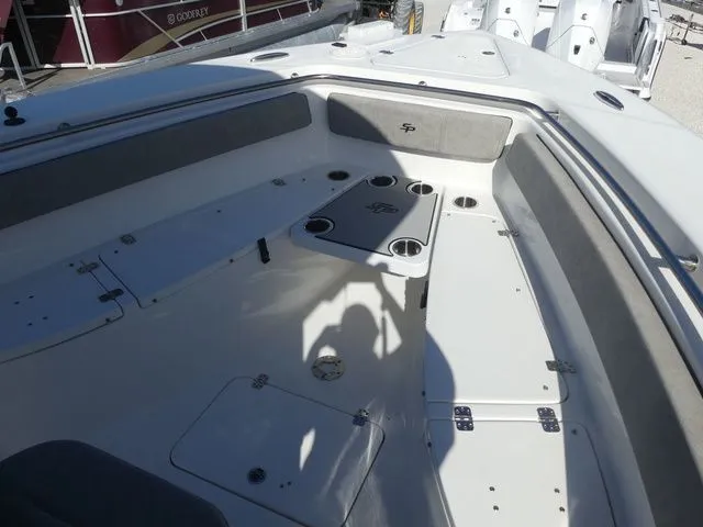 Slide: The Image of Sea Pro 259 Sport 2024 - 12