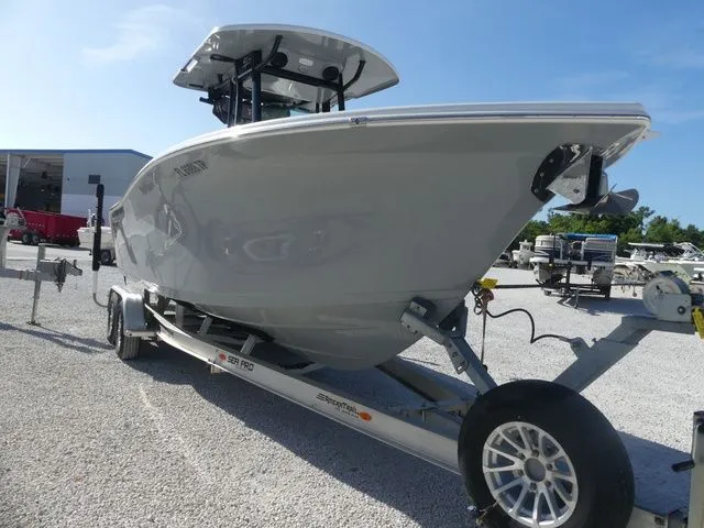 Slide: The Image of Sea Pro 259 Sport 2024 - 2