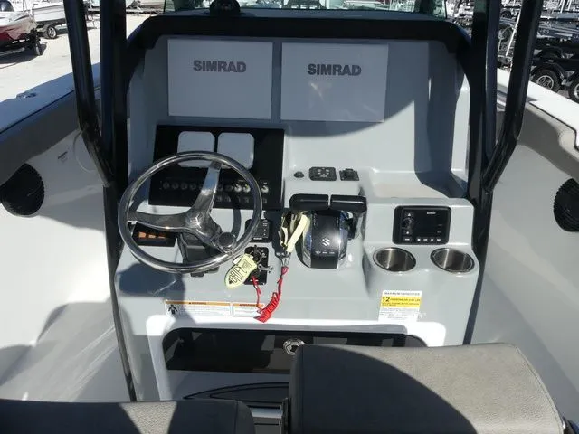 Slide: The Image of Sea Pro 259 Sport 2024 - 8