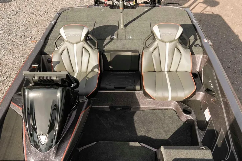Slide: The Image of 2026 Skeeter ZXE20 boat interior with dual seats and sleek design. - 21