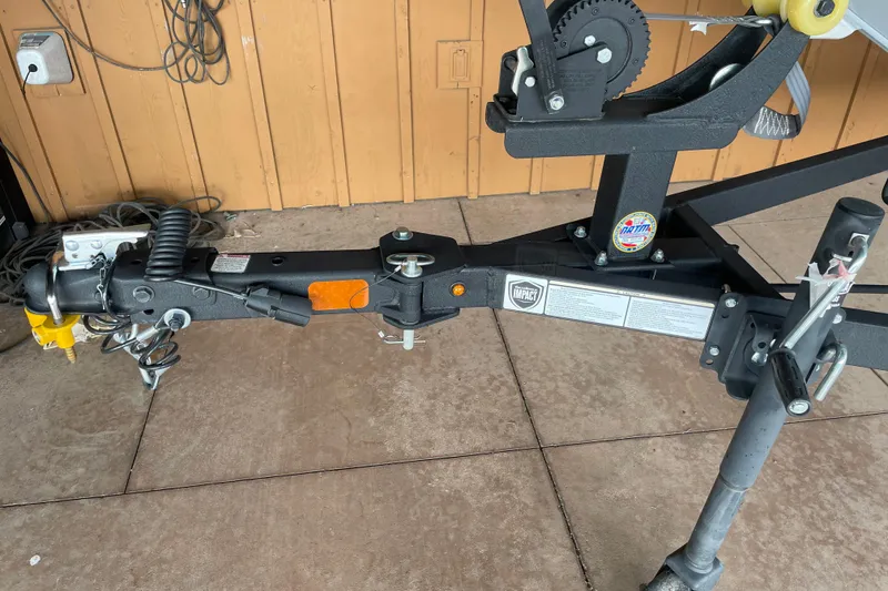 Slide: The Image of Trailer hitch of a 2024 Tracker Bass Tracker Classic XL boat. - 6