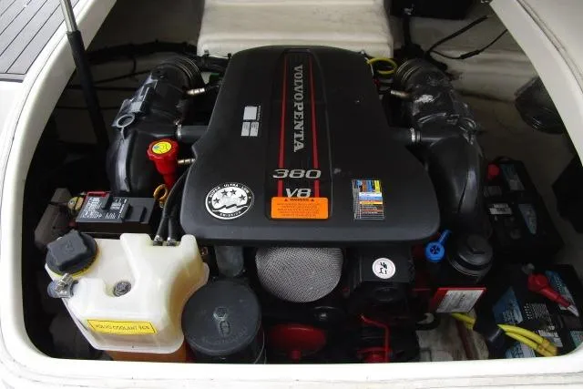 Slide: The Image of Volvo Penta 380 V8 engine in 2016 Chaparral 264 Sunesta boat. - 14
