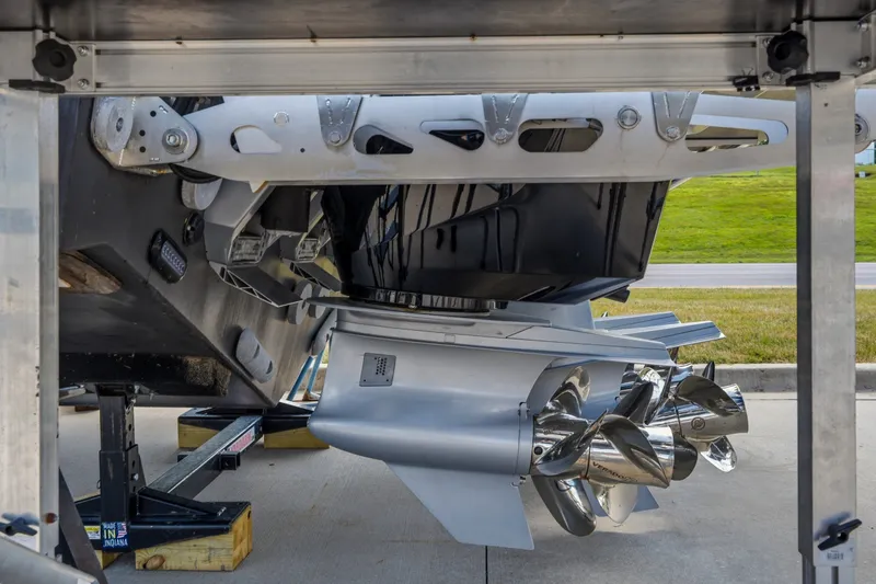 Slide: The Image of Close-up of Dutch American DA 53 boat propeller system, 2026 model, on display. - 13