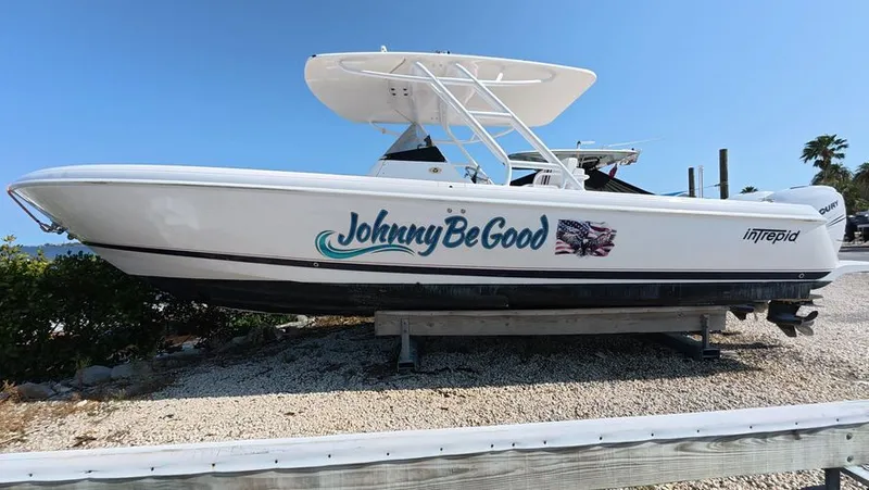 Slide: The Image of 2012 Intrepid 327 Center Console - Image 5 - 5