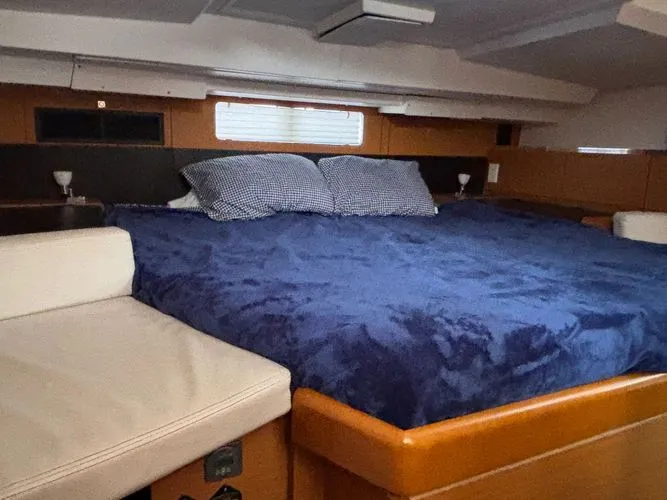 Slide: The Image of 2017 Jeanneau Sun Odyssey 44ds - Image 15 - 15