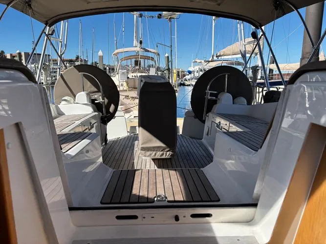 Slide: The Image of 2017 Jeanneau Sun Odyssey 44ds - Image 5 - 5