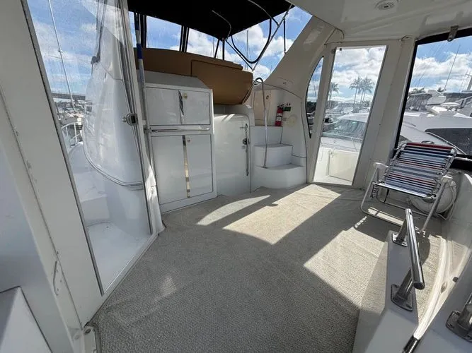 Slide: The Image of 2003 Carver 444 Cockpit Motor Yacht - Image 10 - 10