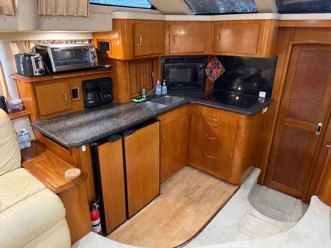 Slide: The Image of 2003 Carver 444 Cockpit Motor Yacht - Image 21 - 21