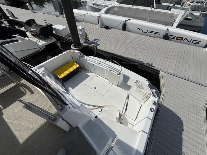 Slide: The Image of 2003 Carver 444 Cockpit Motor Yacht - Image 8 - 8