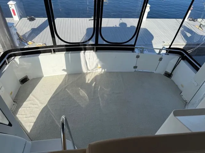 Slide: The Image of 2003 Carver 444 Cockpit Motor Yacht - Image 9 - 9