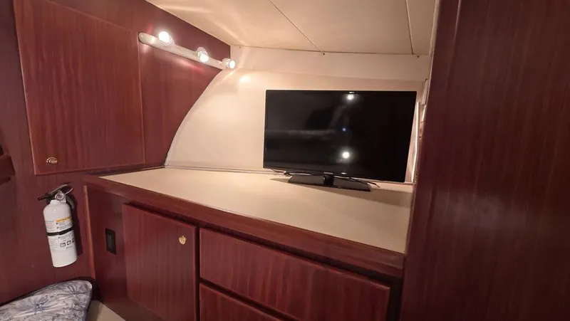 Slide: The Image of 1979 Hatteras 53 Sportfish - Image 12 - 12