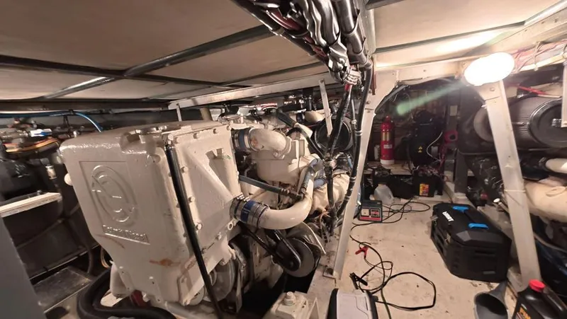 Slide: The Image of 1979 Hatteras 53 Sportfish - Image 34 - 34