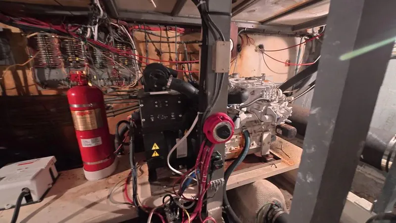 Slide: The Image of 1979 Hatteras 53 Sportfish - Image 36 - 36