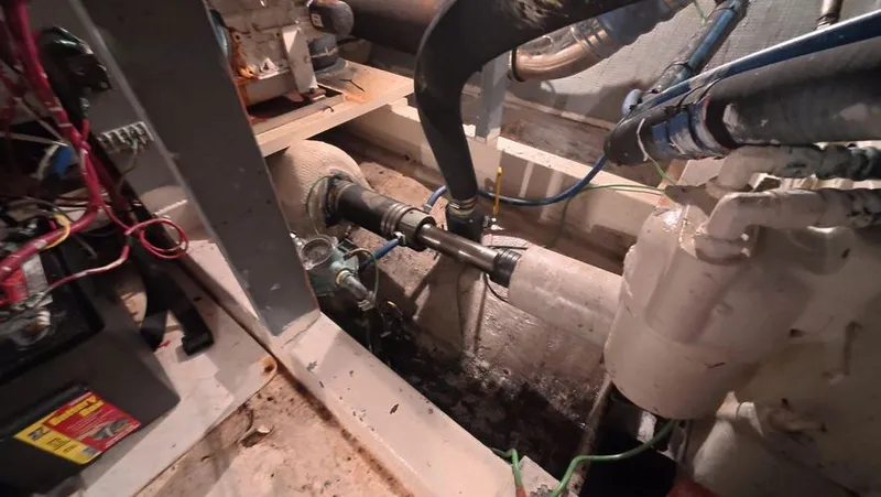 Slide: The Image of 1979 Hatteras 53 Sportfish - Image 42 - 42