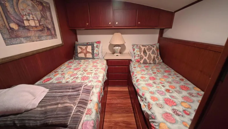 Slide: The Image of 1979 Hatteras 53 Sportfish - Image 5 - 5