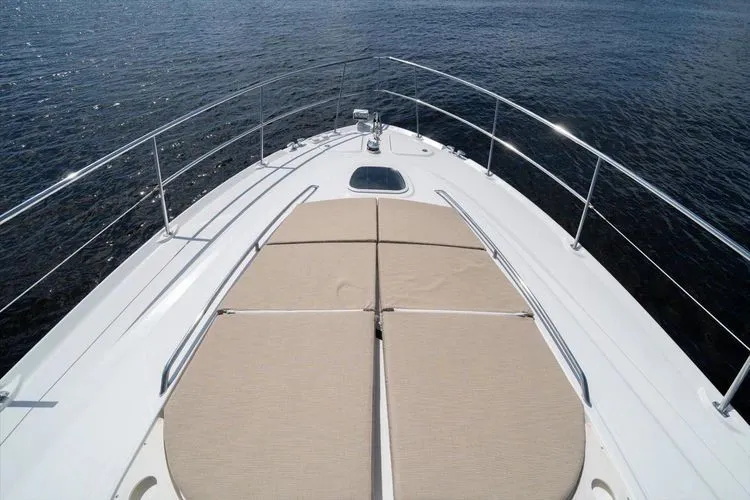 Slide: The Image of 2007 Sea Ray 52 Sedan Bridge - Image 16 - 16