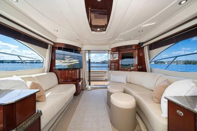 Slide: The Image of 2007 Sea Ray 52 Sedan Bridge - Image 3 - 3