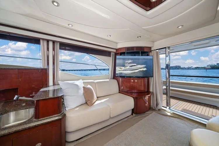 Slide: The Image of 2007 Sea Ray 52 Sedan Bridge - Image 32 - 32