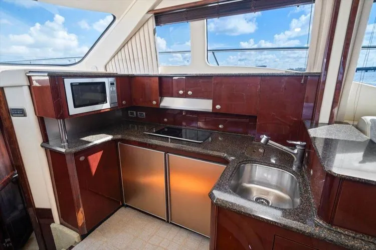 Slide: The Image of 2007 Sea Ray 52 Sedan Bridge - Image 40 - 40