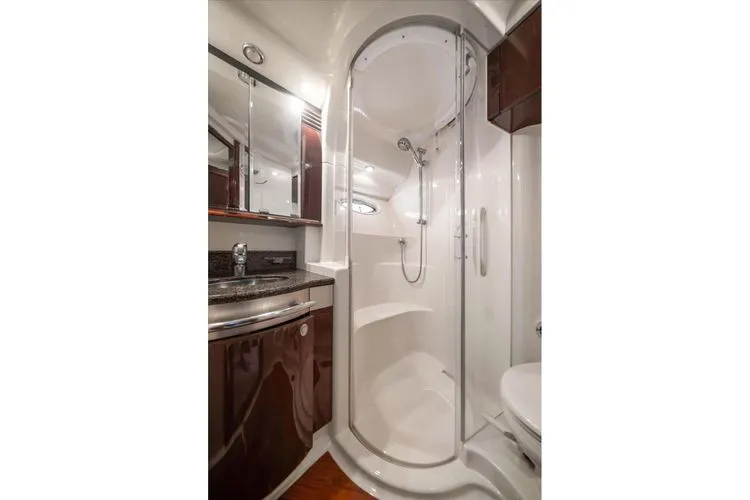 Slide: The Image of 2007 Sea Ray 52 Sedan Bridge - Image 47 - 47