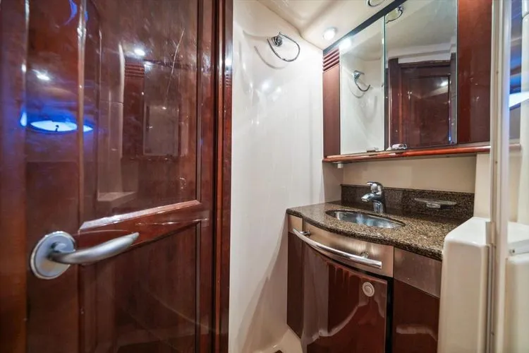 Slide: The Image of 2007 Sea Ray 52 Sedan Bridge - Image 49 - 49