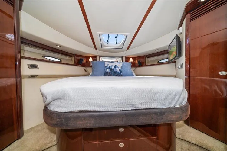 Slide: The Image of 2007 Sea Ray 52 Sedan Bridge - Image 51 - 51
