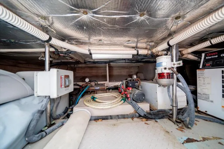 Slide: The Image of 2007 Sea Ray 52 Sedan Bridge - Image 54 - 54