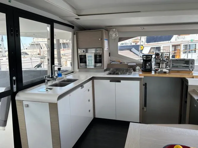 Slide: The Image of 2021 Fountaine Pajot Isla 40 - Image 15 - 15
