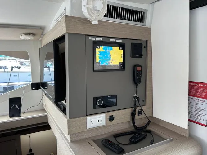 Slide: The Image of 2021 Fountaine Pajot Isla 40 - Image 20 - 20