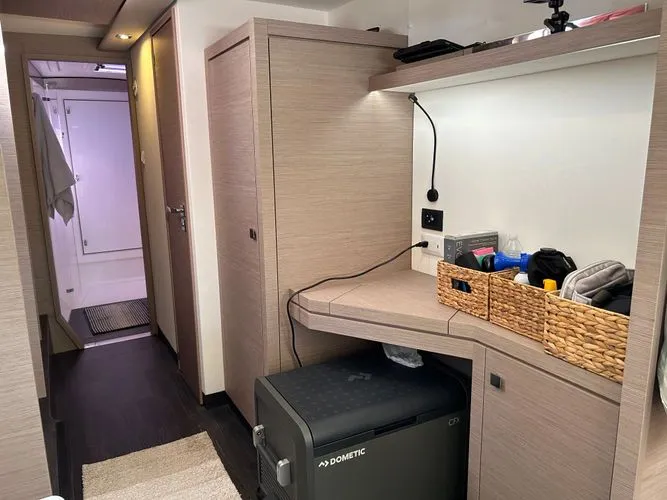 Slide: The Image of 2021 Fountaine Pajot Isla 40 - Image 36 - 36